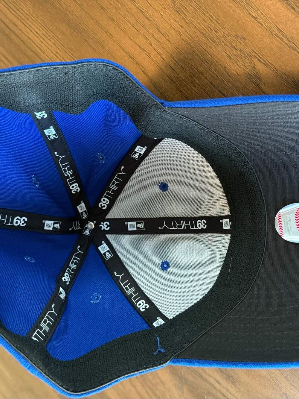 Chicago Cubs hat - Picture 4 of 7